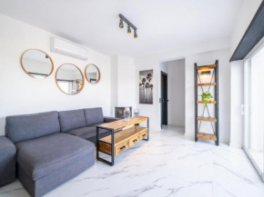 FABULOUS VILLA, STUNNING SEA VIEWS